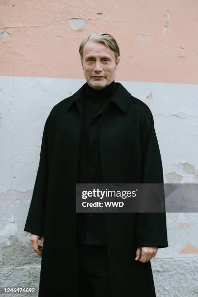 Mads Mikkelsen is seen at Milan Men's Fashion Week Fall 2023 on January 16, 2023 in Milan, Italy.