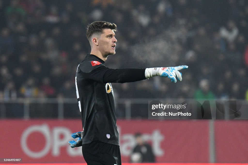 Portrait of Stefan Tarnovanu during Romania Superliga: A.F.C. News Photo  - Getty Images