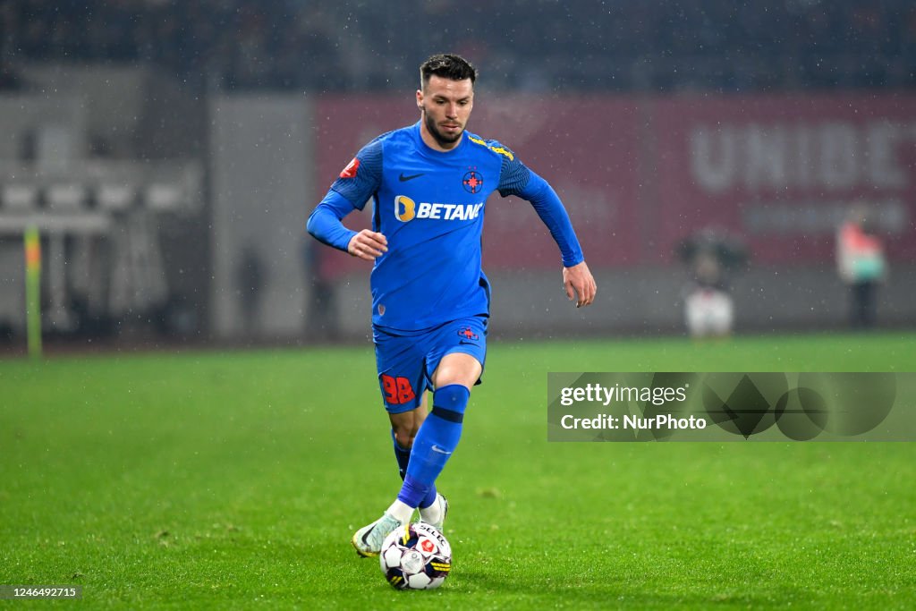 Andrei Cordea in action during Romania Superliga: A.F.C. HERMANNSTADT  News Photo - Getty Images