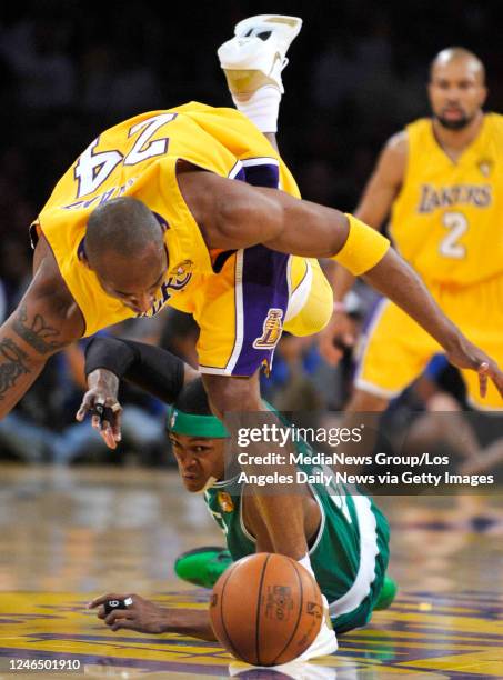 Kobe Rondo Ds18 Photos and Premium High Res Pictures - Getty Images