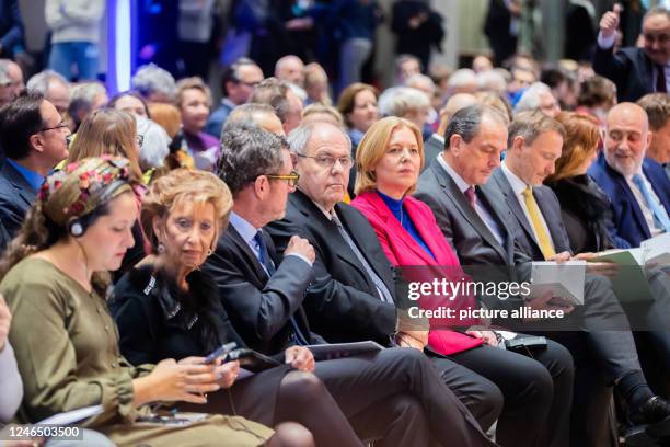 January 2023, Berlin: Lore Mayerfeld , contemporary witness, Kai Diekmann, Chairman of the Friends of Yad Vashem, Dani Dayan, Chairman of the Yad...