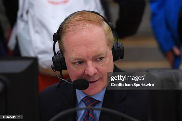 Jason Knapp 98 Announcer Gym Stock Photos, High-Res Pictures, and Images - Getty Images