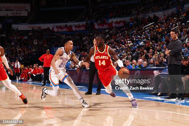 Griffin of the Atlanta Hawks drives to the basket during the game against the Oklahoma City Thunder on January 25, 2023 at Paycom Arena in Oklahoma...