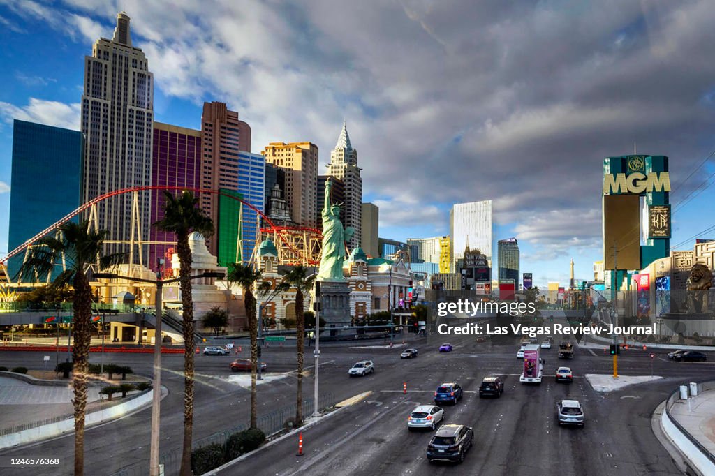 BIZ-VEGAS-HOTELS-COLLUSION-LV