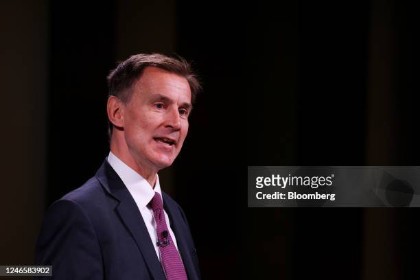 Jeremy Hunt, UK chancellor of the exchequer, delivers a speech at Bloomberg LP's European headquarters in London, UK, on Friday, Jan. 27, 2023....