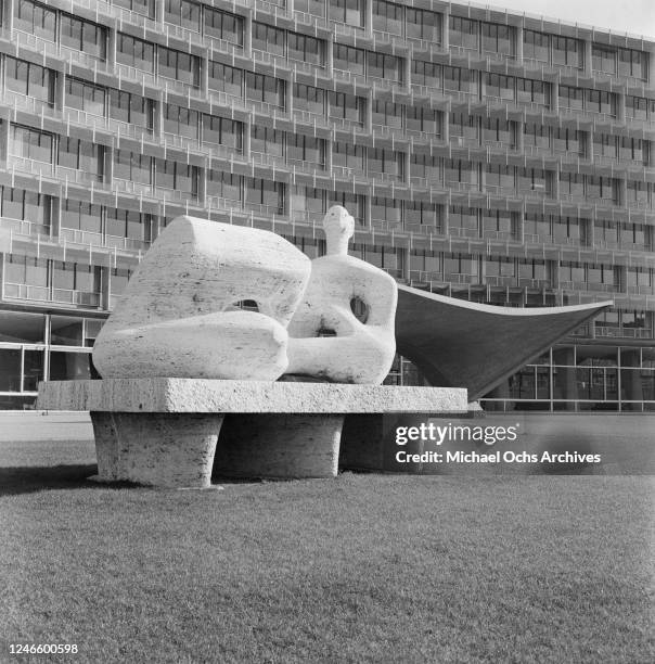 Henry Moore's sculpture 'Reclining Figure' outside the UNESCO headquarters on Place de Fontenoy in Paris, France, March 1961.