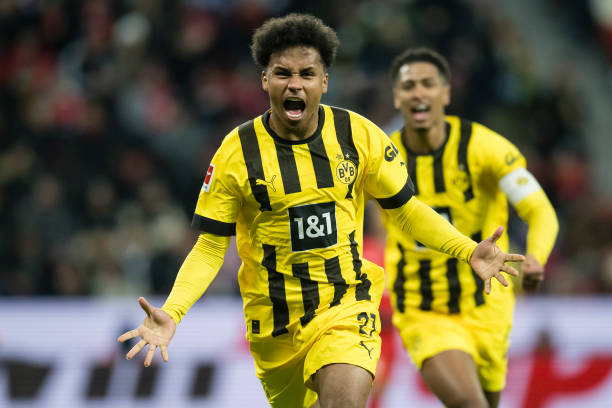 DEU: Bayer 04 Leverkusen v Borussia Dortmund - Bundesliga