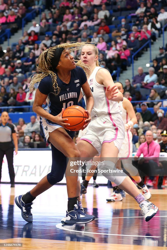 COLLEGE BASKETBALL: JAN 29 Womens Villanova at UConn