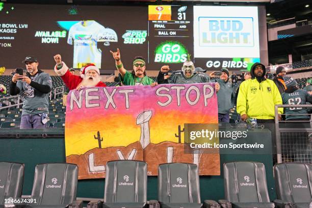 Philadelphia Eagles fans hold a Super Bowl Sign during the Championship game between the San Fransisco 49ers and the Philadelphia Eagles on January...
