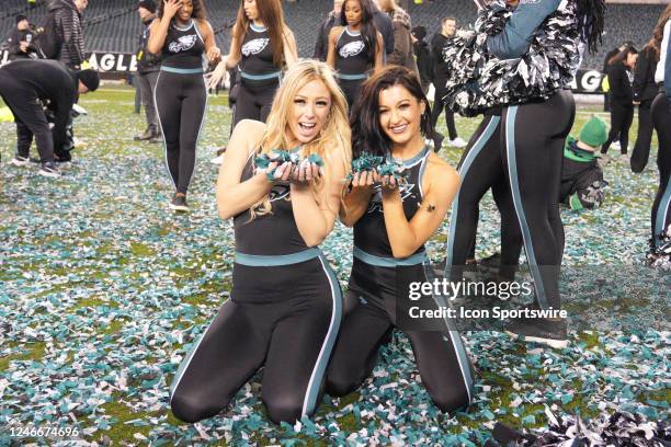 Philadelphia Eagles cheerleaders celebrate during the Championship game between the San Fransisco 49ers and the Philadelphia Eagles on January 29,...