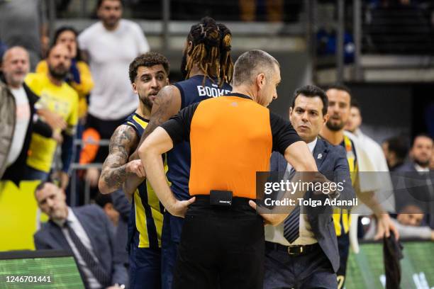 Dimitris Itoudis, Head Coach of Fenerbahce Beko Istanbul, Scottie Wilbekin, #3 of Fenerbahce Beko Istanbul reacts to referees the 2022-23 Turkish...