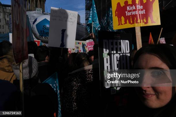 At mid-day, thousands of Londoners gathered in the streets of the capital. Among them teachers who claimed fund for education and pay rise. Also, the...