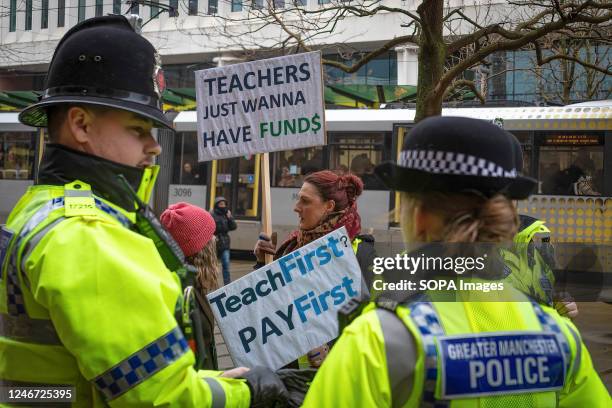 Police In Manchester Greater Manchester Police Force Photos and Premium High Res Pictures ...