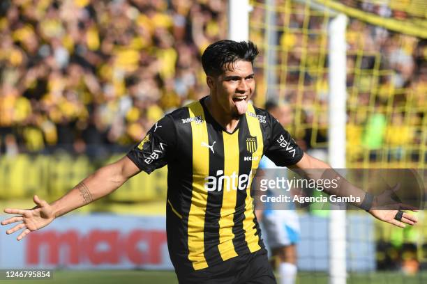 Matías Arezo of Peñarol celebrates after scoring the team's first goal during a match between Peñarol and Cerro as part of Torneo Apertura 2023 at...