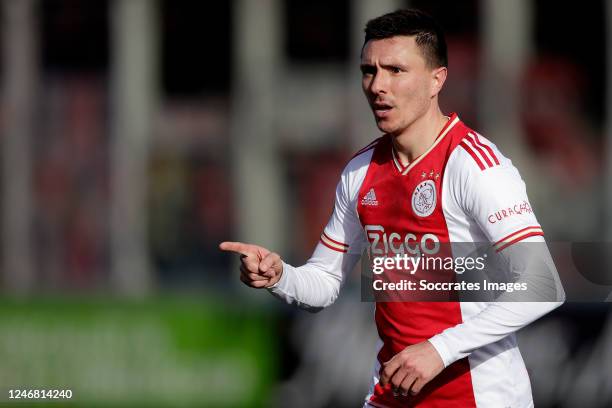 Steven Berghuis of Ajax celebrates 0-3 during the Dutch Eredivisie match between SC Cambuur v Ajax at the Cambuur Stadium on February 5, 2023 in...