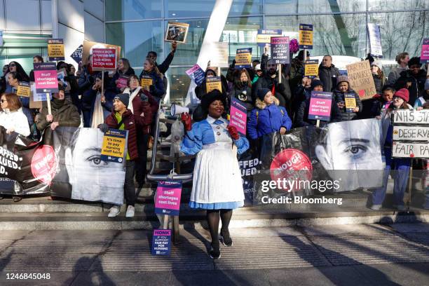 Striking nurses on a picket line outside University College London Hospital during strike action in London, UK, on Monday, Feb. 6, 2023. Healthcare...