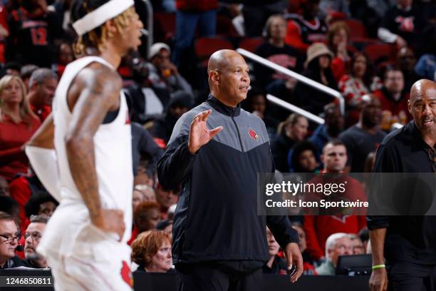 Louisville Cardinals head coach Kenny Payne looks on during a college basketball game against the Florida State Seminoles on February 4, 2023 at KFC...