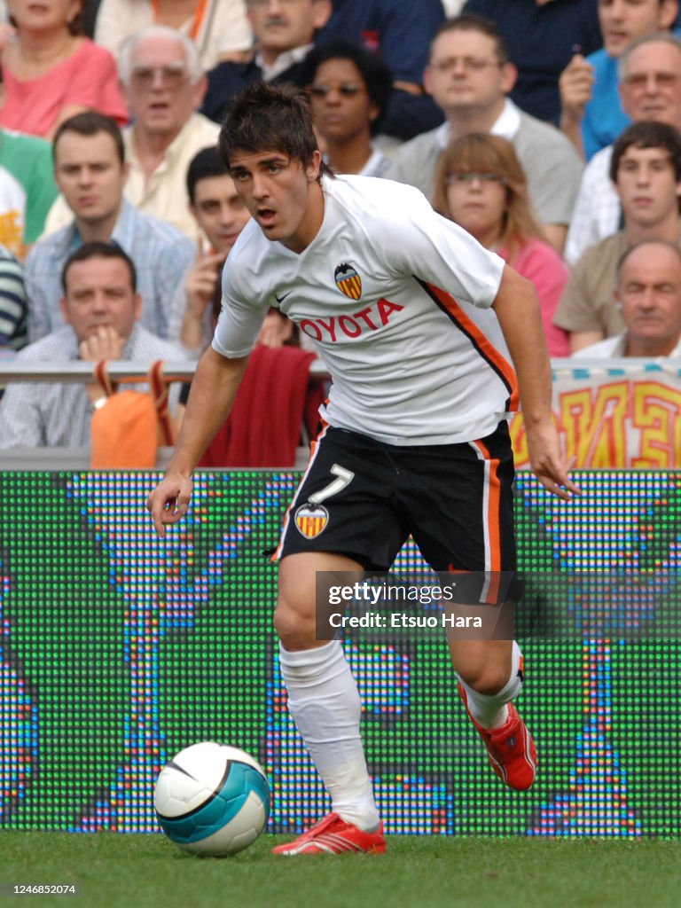 Valencia v Osasuna - La Liga