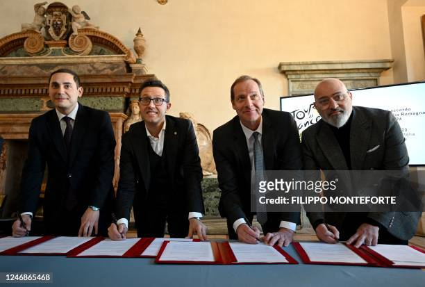 Sports councilor of the Piedmont region, Fabrizio Ricca, Mayor of Florence, Dario Nardella, Tour the France director, Christian Prudhomme and...