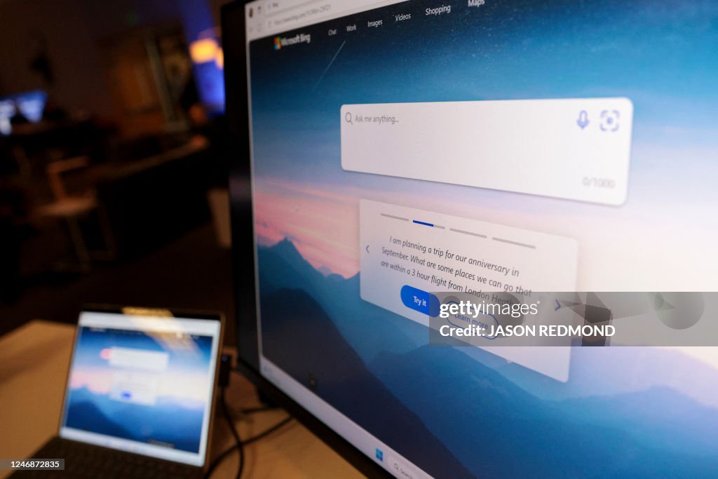 US-AI-TECH-MICROSOFT-GOOGLE