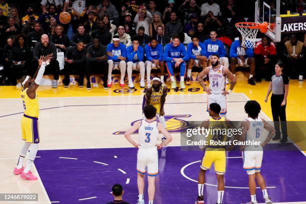 Los Angeles Lakers forward LeBron James shoots a free throw during the third quarter against the Oklahoma City Thunder at Crypto.com Arena on...