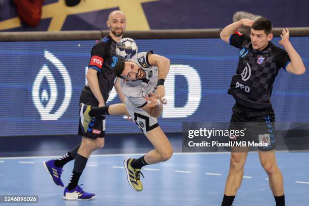 Ferran Sole Sala of Paris Saint-Germain shoots at goal during the EHF Champions League Group A round 11 match between HC PPD Zagreb and Paris...