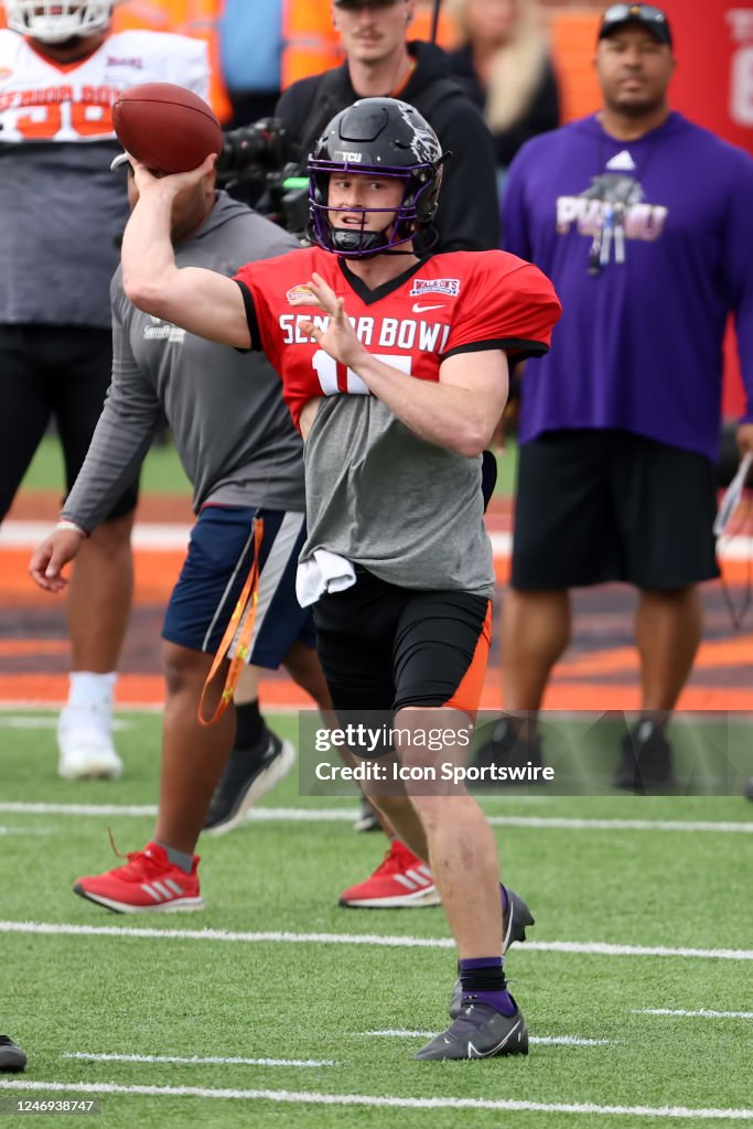 COLLEGE FOOTBALL: FEB 01 Reese's Senior Bowl Practice