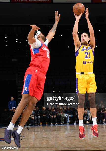 Cole Swider of the South Bay Lakers shoots the jumper during the game against the Ontario Clippers on February 9, 2023 at Toyota Arena in Ontario,...