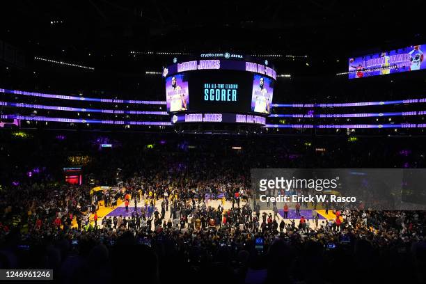 Los Angeles Lakers LeBron James addresses the crowd after breaking Kareem Abdul-Jabbars, all time scoring record of 38,388 points vs Oklahoma City...