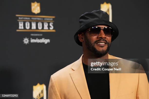 835 Ty Law Photos & High Res Pictures - Getty Images