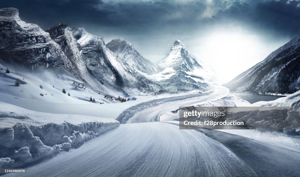 Difficult conditions on snowy road.