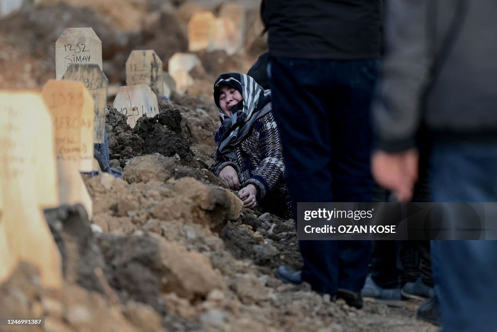 TOPSHOT-TURKEY-SYRIA-EARTHQUAKE