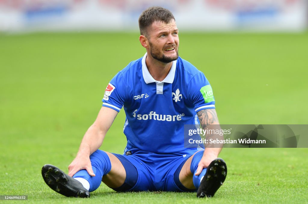 SSV Jahn Regensburg v SV Darmstadt 98 - Second Bundesliga