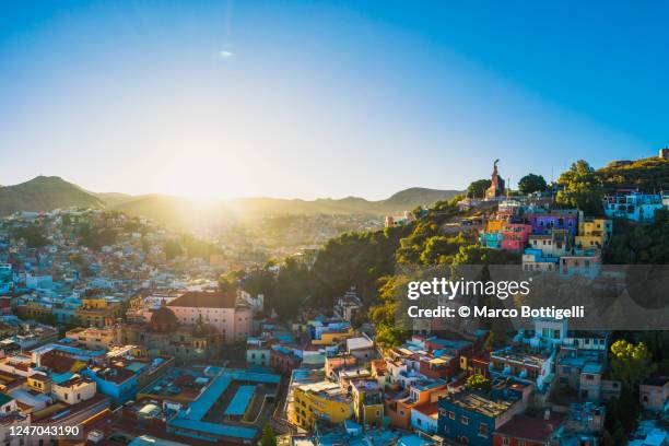 aerial view of guanajuato city at sunrise, mexico - latinamerikansk kultur bildbanksfoton och bilder