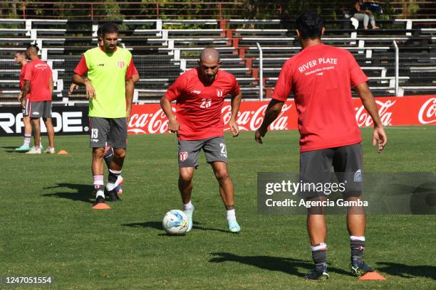 Walter Gargano of River Plate before the match between River Plate and Plaza Colonia as part of the Torneo Apertura 2023 at Estadio Omar Saroldi on...
