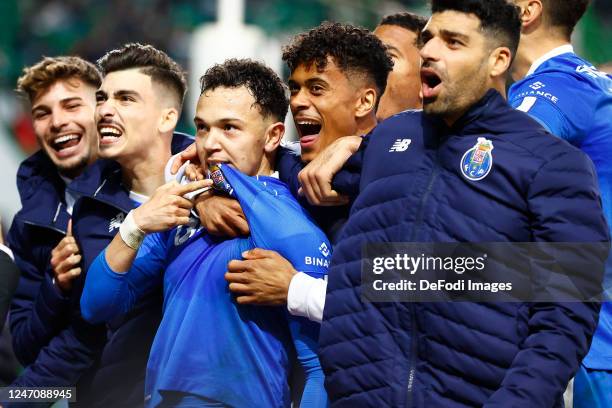 Pepe of FC Porto celebrates after scoring his team's second goal with teammates during the Liga Portugal Bwin match between Sporting CP and FC Porto...