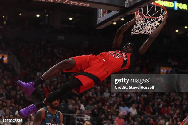 Toronto Raptors Centre 84,838 Toronto Raptors Center Stock Photos, High-Res Pictures, and ...