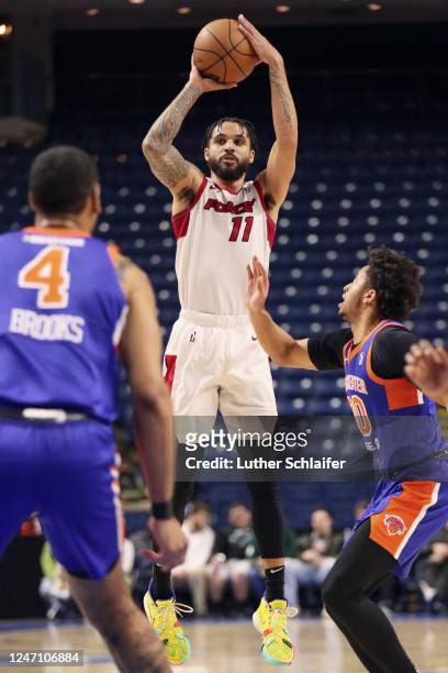 Mychal Mulder of the Sioux Falls Skyforce shoots over defender during the game against the Westchester Knicks on February 10, 2023 in Bridgeport, CT....