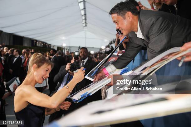 January 19, 2020: Renee Zellweger arriving at the 26th Screen Actors Guild Awards at the Los Angeles Shrine Auditorium and Expo Hall on Sunday,...
