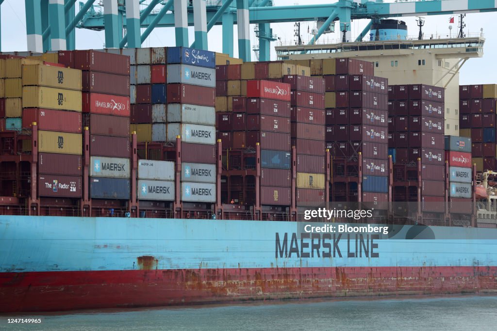 Container Tanjung The Gunhilde Maersk docked at the Port of Tanjung Pelepas, in... News ...