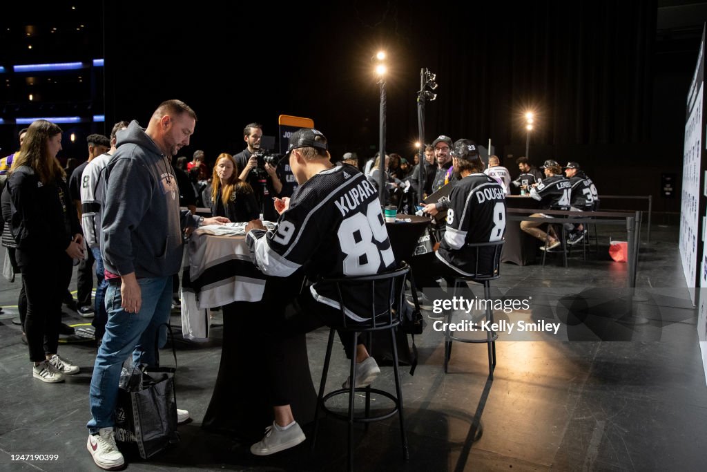 Rasmus Kupari of the Los Angeles Kings and Drew Doughty sign... News Rasmus Kupari of the Los Angeles Kings and Drew Doughty sign... News