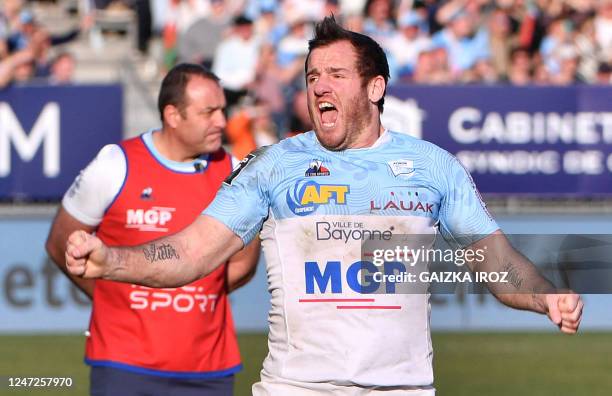 Bayonne's French fly-half Camille Lopez celebrates after kicking a penalty during the French Top14 rugby union match between Aviron Bayonnais and...