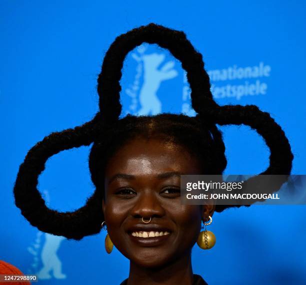 3,498,151 Hair Styles Photos and Premium High Res Pictures - Getty Images