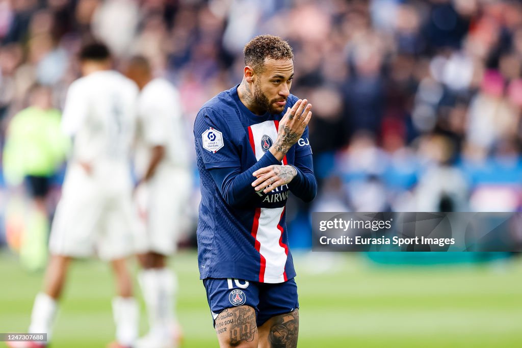 Paris Saint-Germain v Lille OSC - Ligue 1 Uber Eats