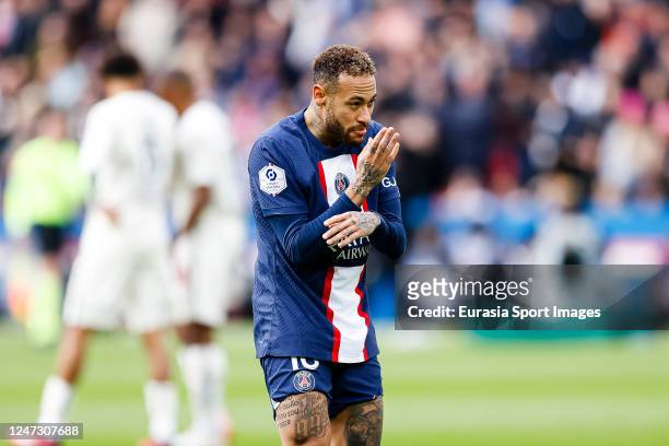 Neymar Junior of Paris Saint Germain celebrates his goal during the Ligue 1 match between Paris Saint-Germain and Lille OSC at Parc des Princes on...