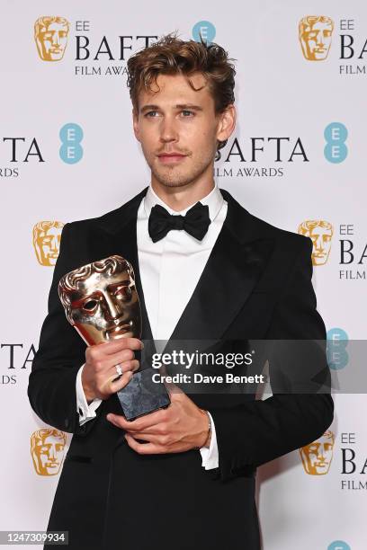 Austin Butler, winner of the Best Actor award for "Elvis", poses in the Winners Room at the EE BAFTA Film Awards 2023 at The Royal Festival Hall on...