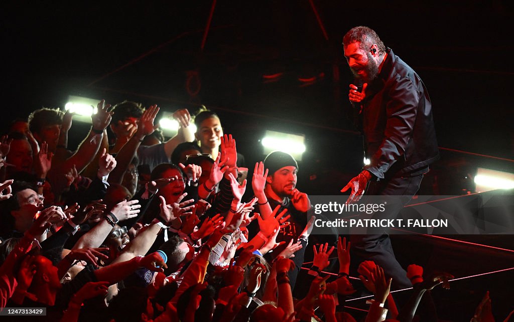 Nba Basket Rapper US rapper Post Malone performs ahead of the NBA All-Star game between ...