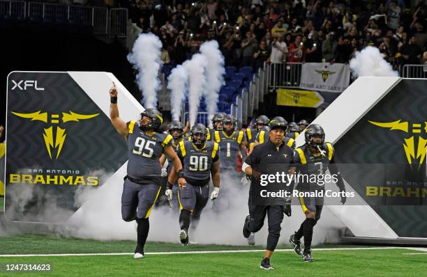 Head coach Hines Ward of the San Antonio Brahmas leads his team onto the field before the start of their game against the St. Louis Battlehawks at...
