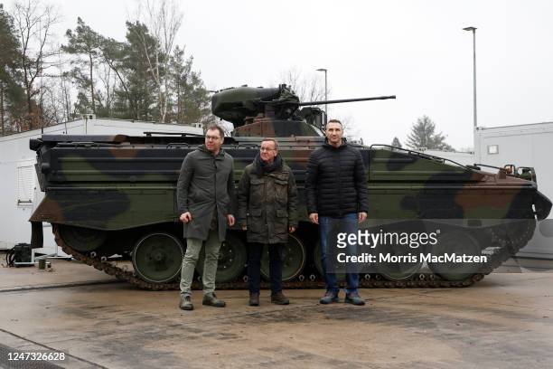 Ukrainian ambassador in Germany, Oleksij Makejew , German Defence Minister Boris Pistorius and former boxing world champion Wladimir Klitschko pose...