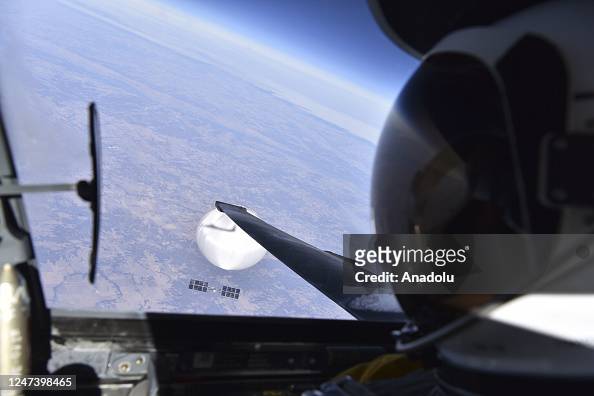 Chinese surveillance balloon over US photographed by U-2 pilot